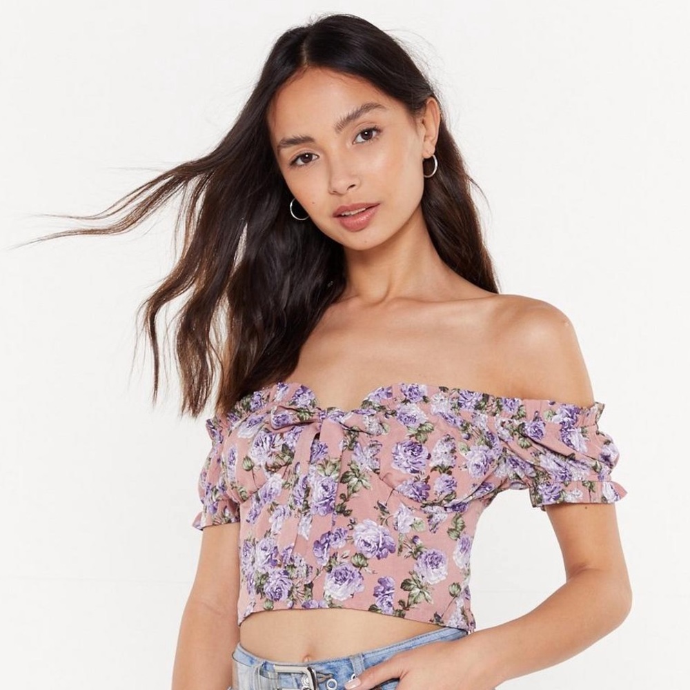 Nasty Gal Rose Floral Crop Top In Mauve
